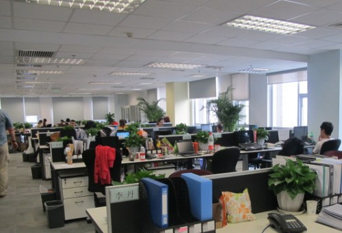 東莞市綠雅家用電器有限公司申請一種便攜降溫加濕空氣扇的控制方法，優(yōu)化便攜空氣扇實現精確控制溫濕度水平:家用電器公司