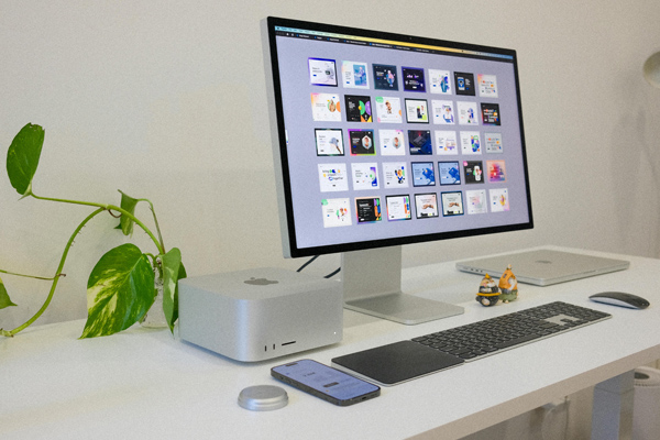 得潤電子： 公司產品目前廣泛應用于家用電器、計算機及外圍設備、通訊、智能汽車、新能源汽車等各個領域:家用電器公司